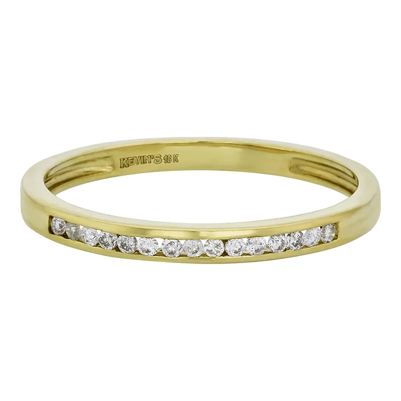 Argolla en oro amarillo de 18 Kilates, Cintillo, con diamantes de 0.10 Ct