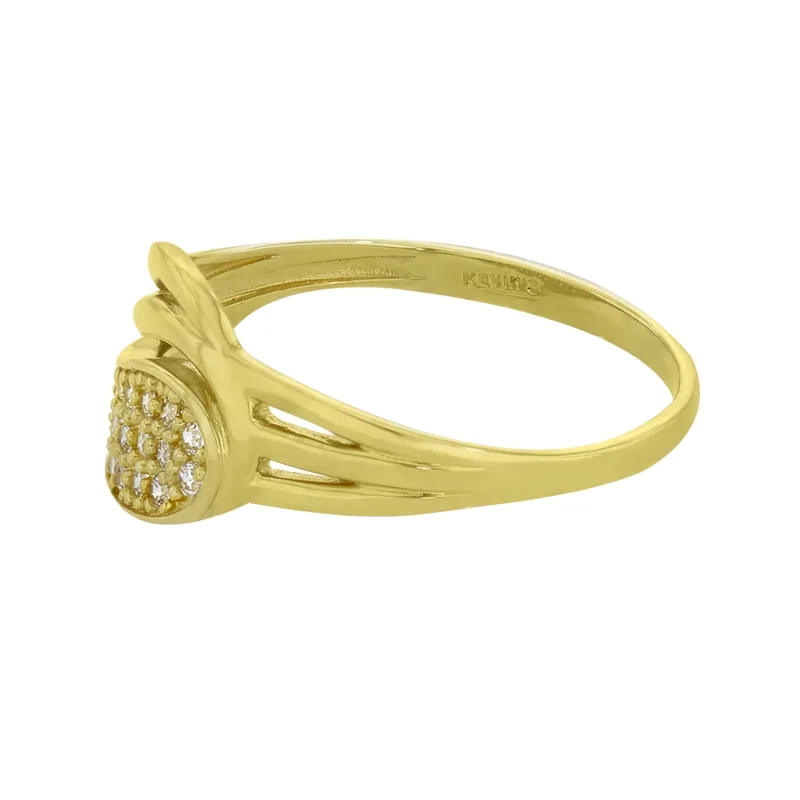 Anillo en oro amarillo de 18 Kilates, con zircones