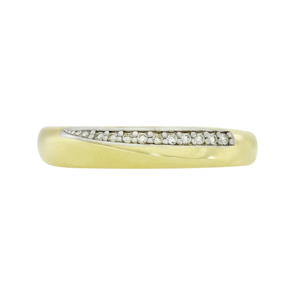 Anillo en oro amarillo de 18 Kilates, con diamantes de 0.05 Ct