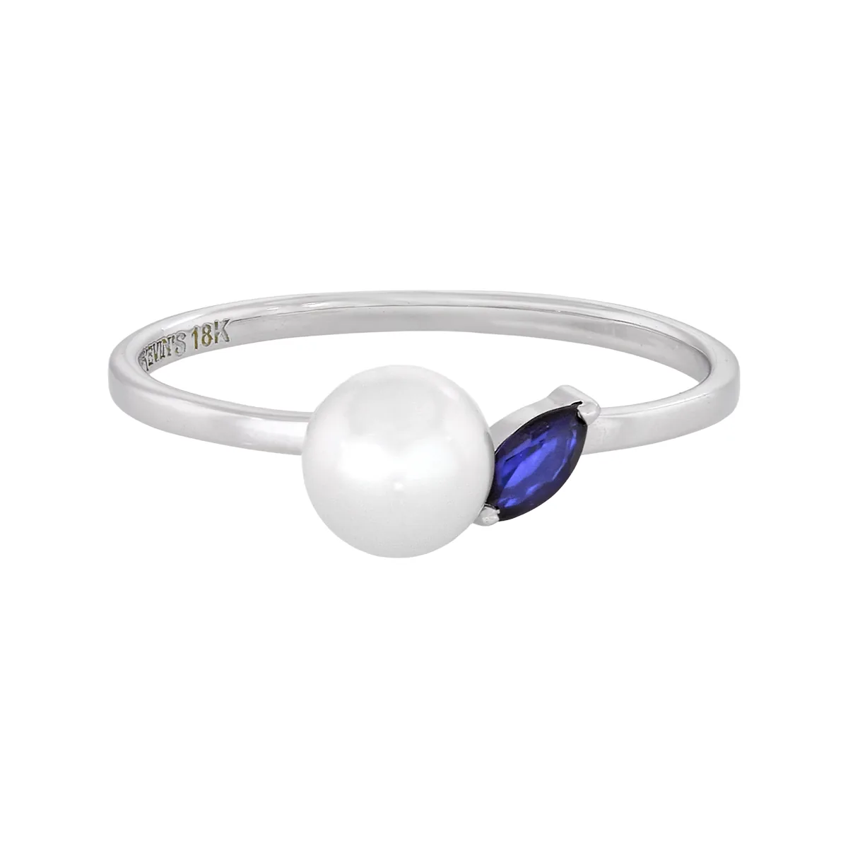 Anillo en oro blanco de 18 Kilates, con zafiro central de 0.05 Ct y decoración en perla de 5 mm de ancho aprox