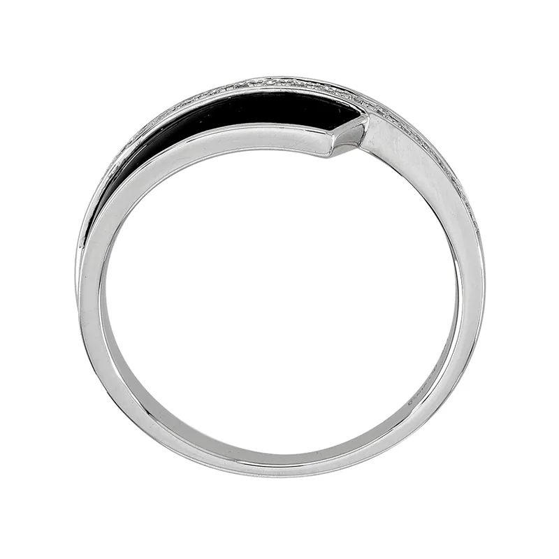 Anillo en oro blanco de 18 Kilates, con ónix central y decoración en diamantes de 0.16 Ct