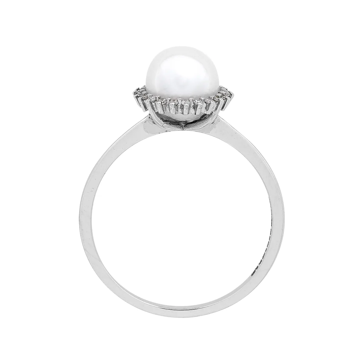 Anillo diseño, con perla central y decoración en diamantes, oro tono blanco 18k, rodinado