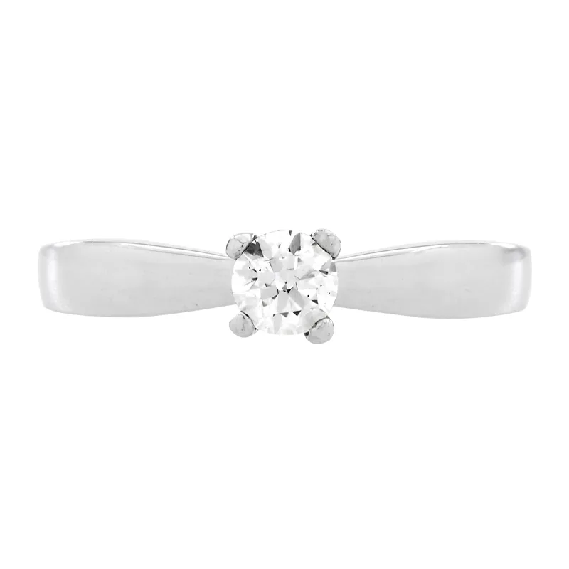 Anillo en oro blanco de 18 Kilates, con zircón central