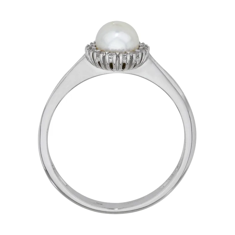 Anillo en oro blanco de 18 Kilates, con perla central de 5 mm de ancho aprox y decoración en zircones