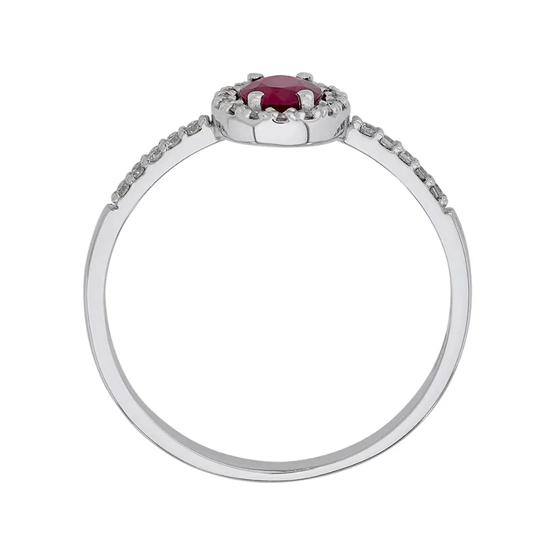 Anillo en oro blanco de 18 Kilates, con rubí central de 0.47 Ct y decoración en diamantes de 0.14 Ct