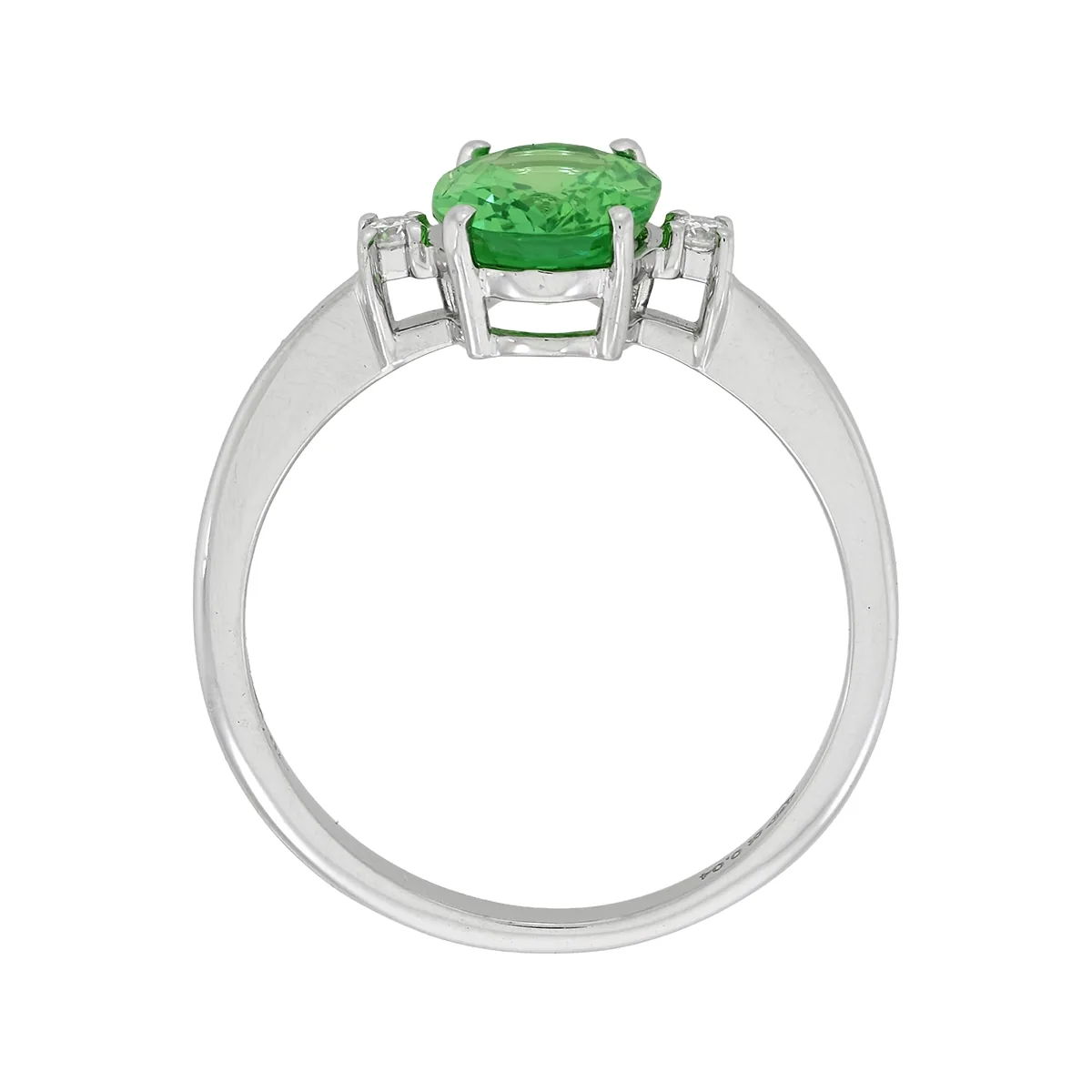 Anillo con esmeralda laboratorio central óvalo de 1.00Ct y decoración en diamantes de laboratorio, oro tono blanco 18k, rodinado