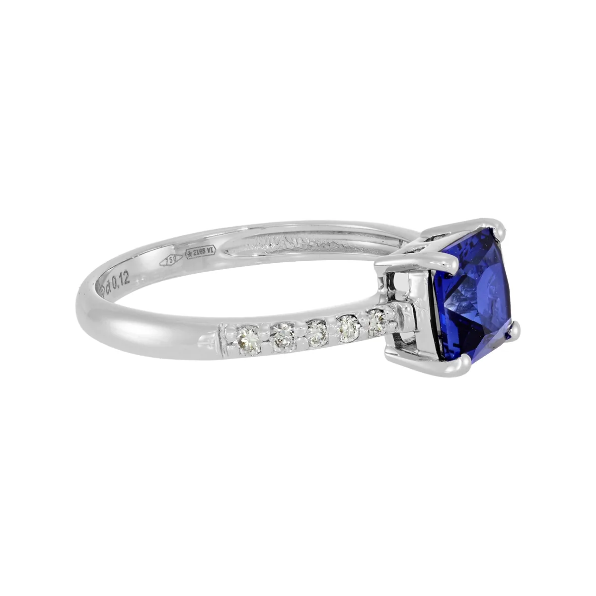 Anillo en oro blanco de 18 Kilates, con zafiro laboratorio central de 1.30 Ct y decoración en diamante de laboratorio de 0.12 Ct