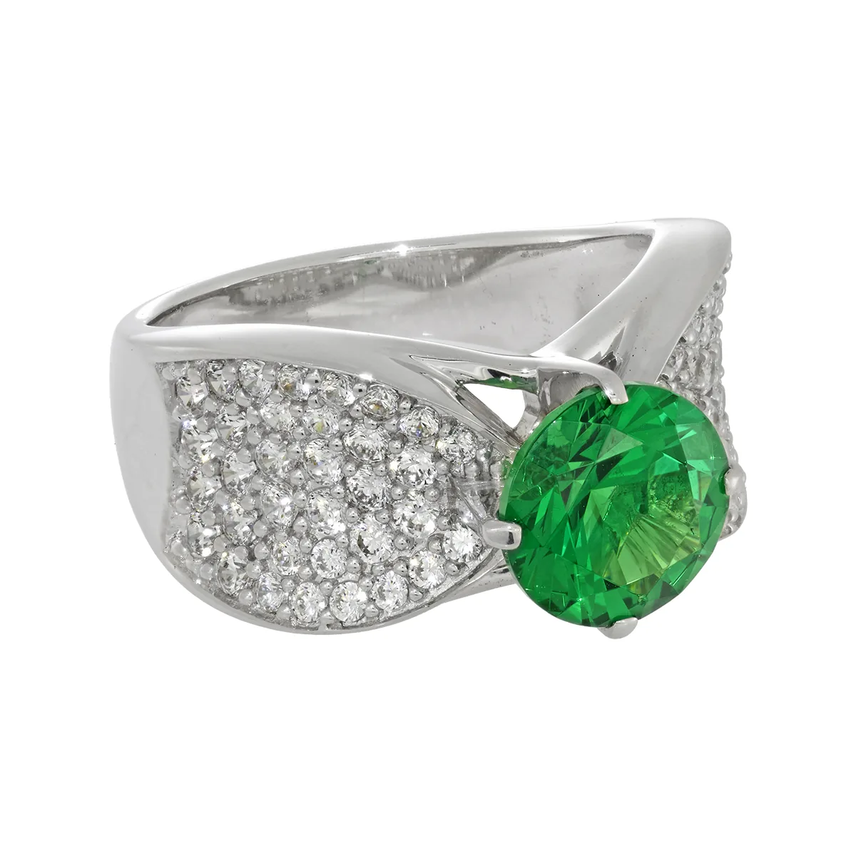 Anillo con zircon central redondo y decoración en zircones, en plata ley 925, rodinado, liso - Colección Sueños