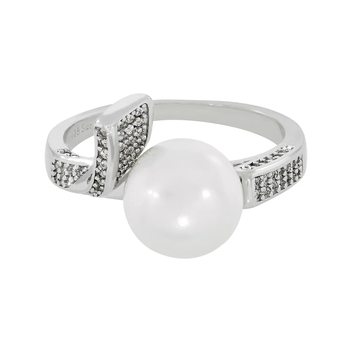 Anillo en plata Ley 925, con perla central de 8 mm de ancho aprox y decoración en zircones, de la coleccion Sueños