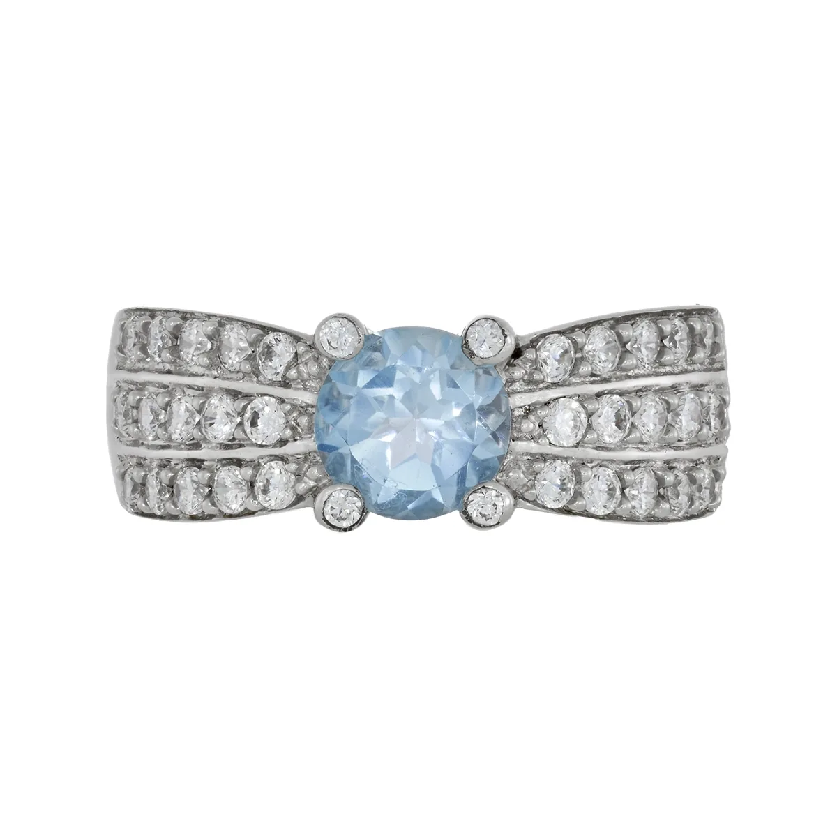 Anillo en plata Ley 925, con zircón col central y decoración en zircones, de la coleccion Sueños