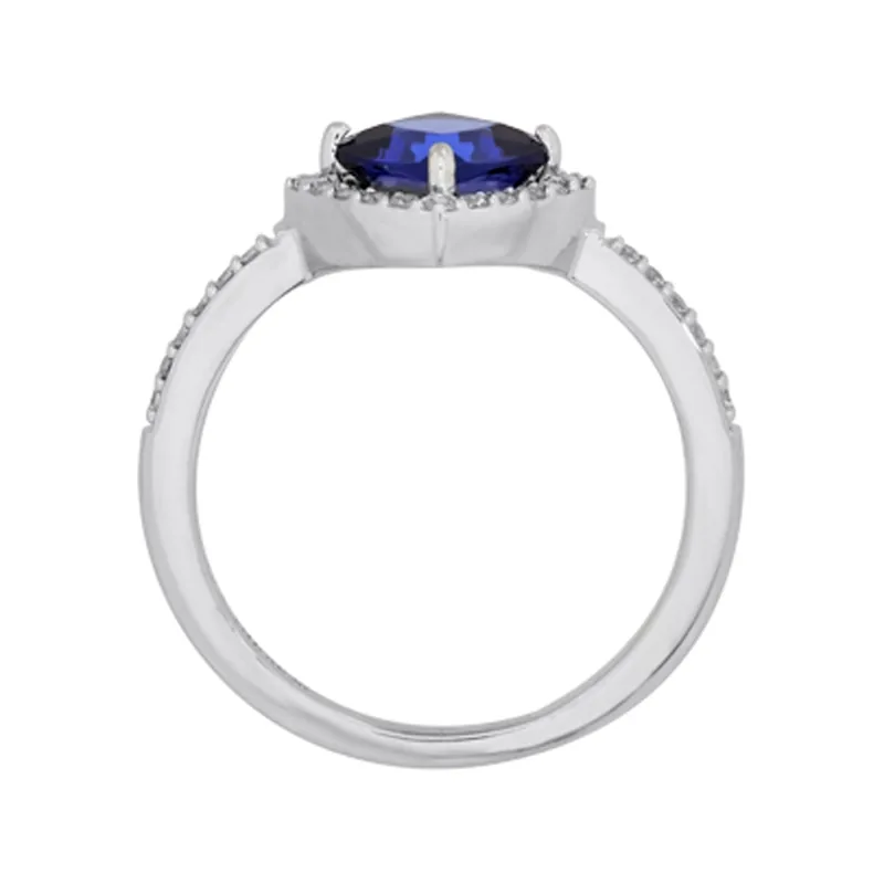Anillo en plata Ley 925, con cristal central y decoración en cristales, de la coleccion Sueños