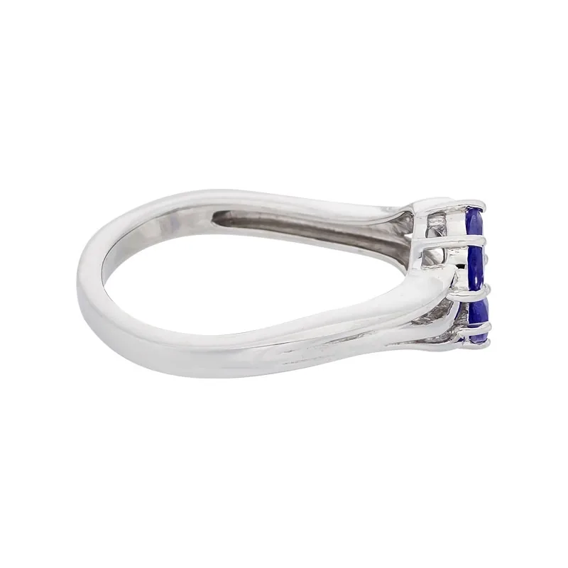 Anillo franjas, con cristales central marquices, en plata ley 925, rodinado, liso - Colección Sueños