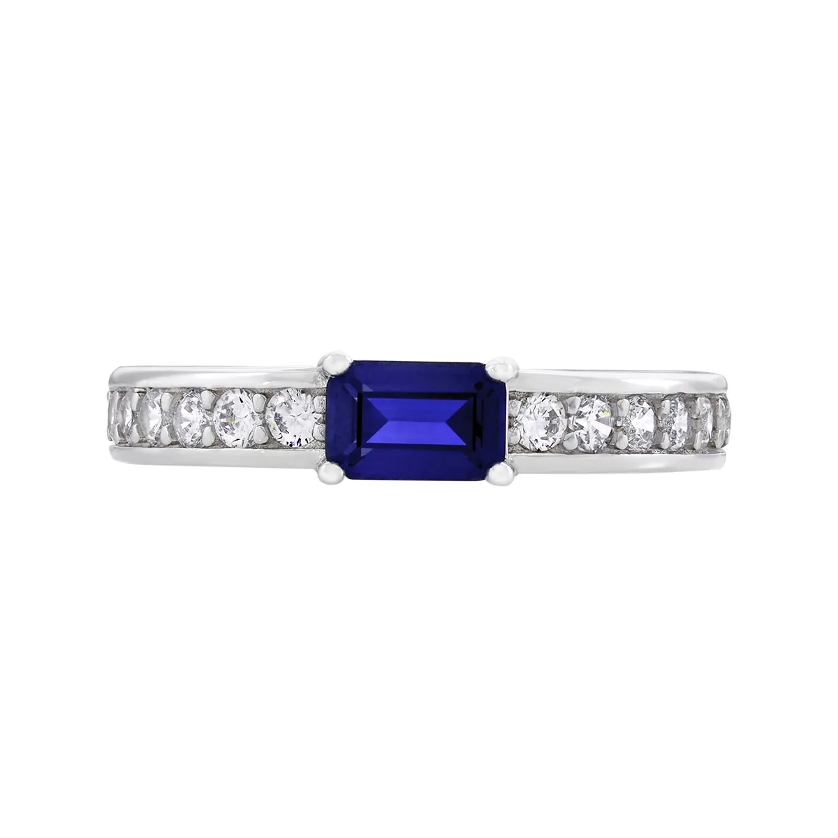 Anillo en plata Ley 925, con cristal central y decoración en cristales, de la coleccion Sueños