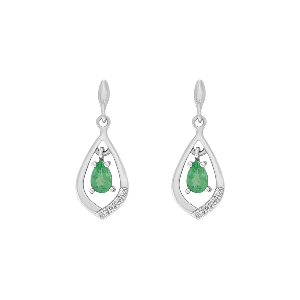 Aretes en oro blanco de 18 Kilates, Lágrima, con 2 esmeraldas centrales de 0.30 Ct y decoración en diamantes de 0.04 Ct