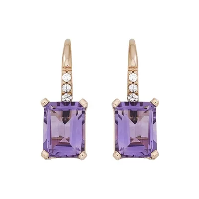 Aretes en oro rojo de 18 Kilates, con 2 amatistas centrales y decoración en zircones