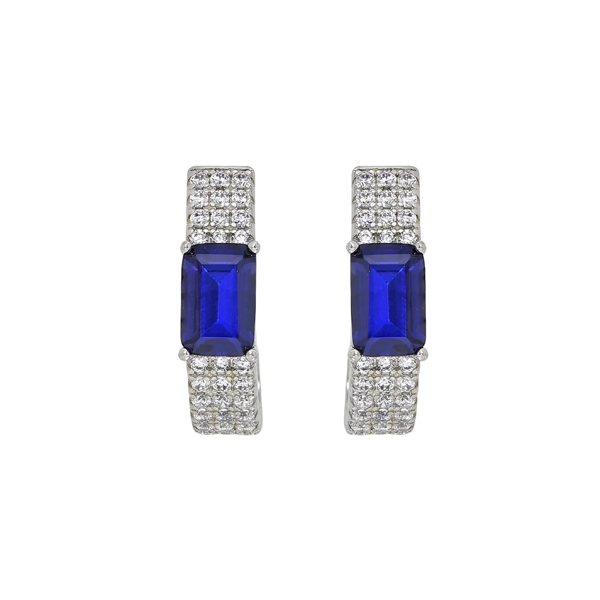 Aretes en plata Ley 925, Barras, con 2 zircones centrales y decoración en zircones, 3.50 mm. de ancho, de la coleccion Sueños