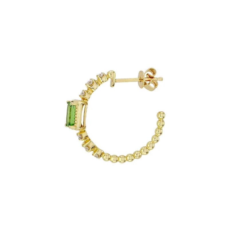 Candongas en oro amarillo de 18 Kilates, con 2 granates centrales y decoración en diamantes de 0.24 Ct, 1.50 mm. de ancho
