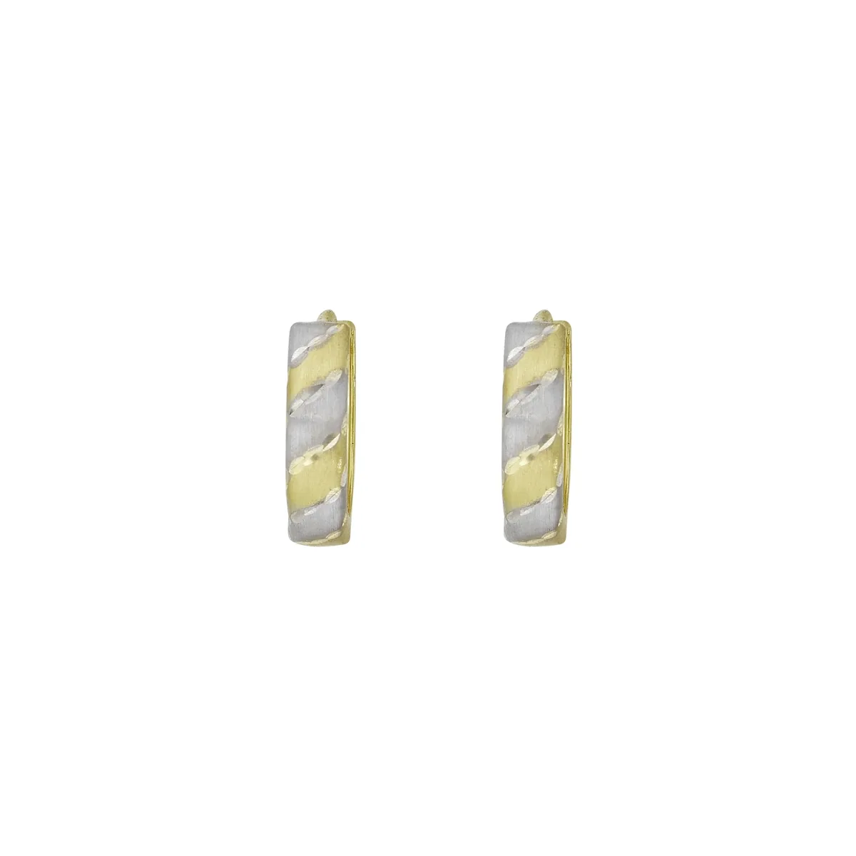 Candongas en oro amarillo de 18 Kilates con visos satinado, 1/2 caña, 3 mm. de ancho