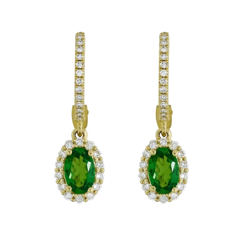 Candongas en oro amarillo de 18 Kilates, Plana, con 2 granates centrales y decoración en diamantes de 0.36 Ct, 1 mm. de ancho