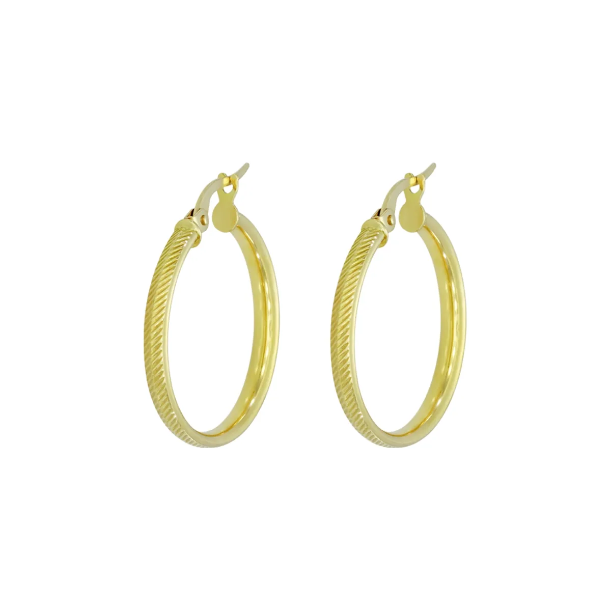 Candongas en oro amarillo de 18 Kilates con visos, 1/2 caña, 2.50 mm. de ancho
