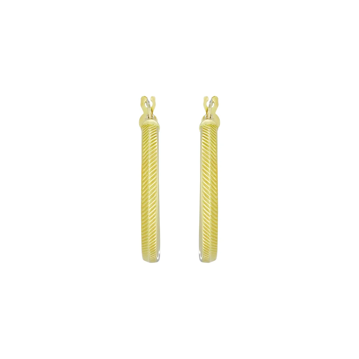 Candongas en oro amarillo de 18 Kilates con visos, 1/2 caña, 2.50 mm. de ancho
