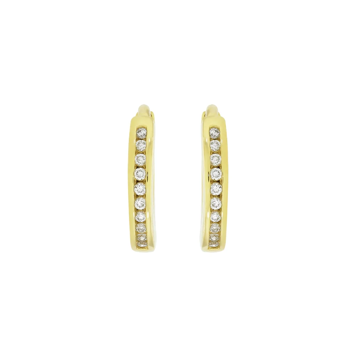 Candongas en oro amarillo de 18 Kilates, Plana, con diamantes de 0.10 Ct, 2 mm. de ancho