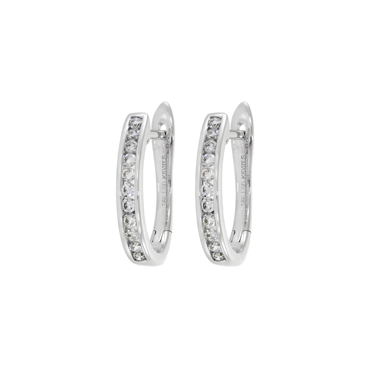 Candongas óvalo, con diamante de laboratorio con un peso total de 0.25Ct, oro tono blanco 18k, rodinado