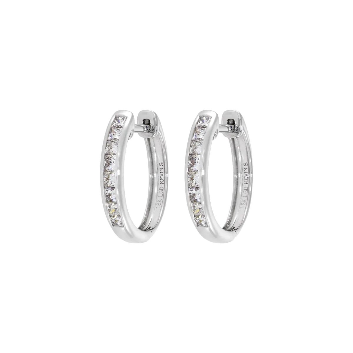 Candongas con diamante de laboratorio con un peso total de 0.35Ct, oro tono blanco 18k, rodinado