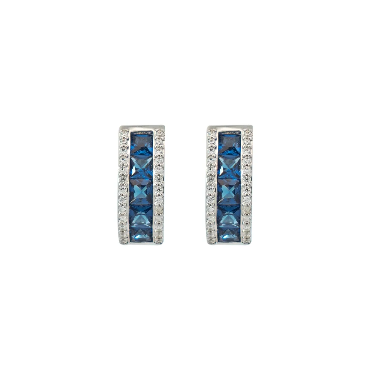 Candongas en plata Ley 925, con zircones centrales y decoración en zircones, 5.50 mm. de ancho, de la coleccion Sueños