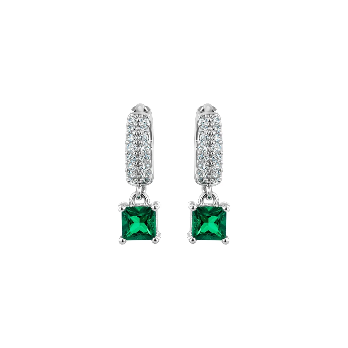 Candongas en plata Ley 925, 1/2 caña, con 2 zircones centrales y decoración en zircones, 3 mm. de ancho, de la coleccion Sueños