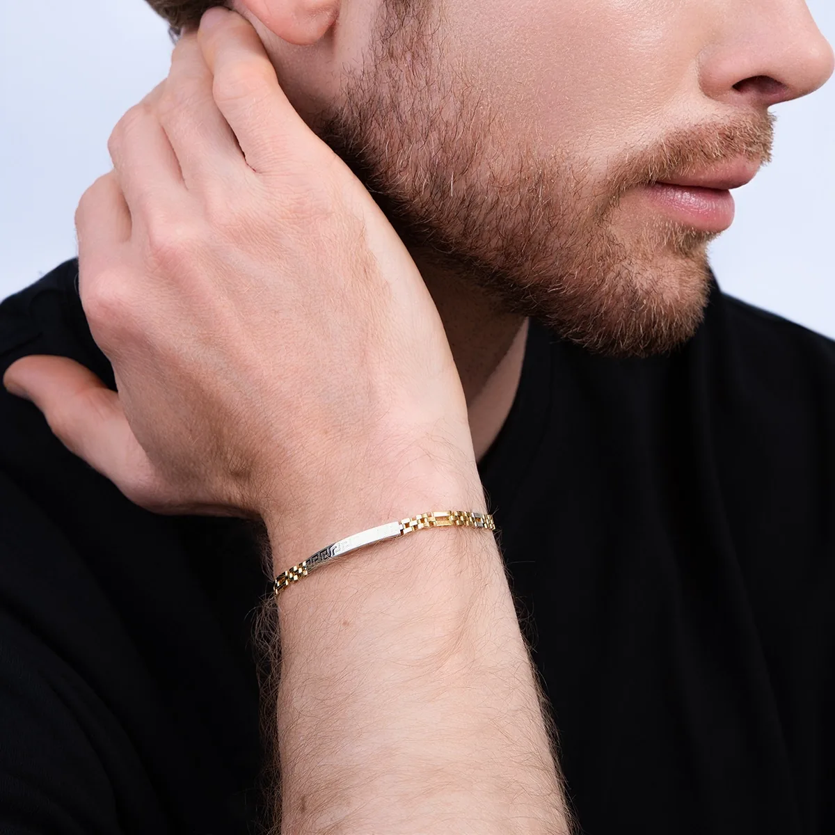 Pulsera esclava en oro de 18 Kilates, Barras, 19 cm. de largo, 3.50 mm. de ancho
