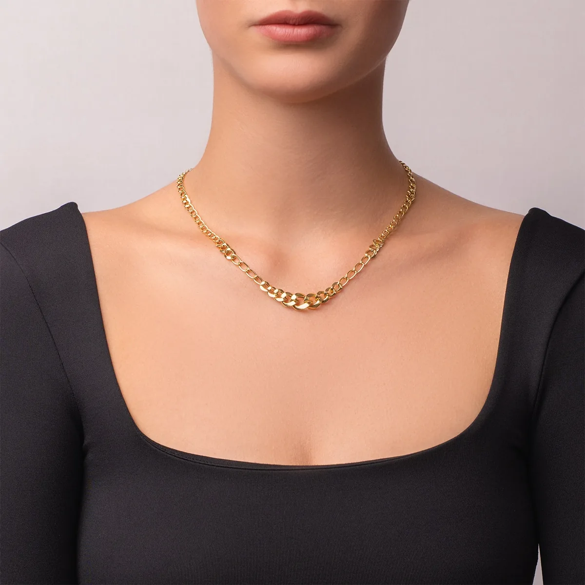 Gargantilla en oro amarillo de 18 Kilates, Degrade, 45 cm. de largo, 4.50 mm. de ancho