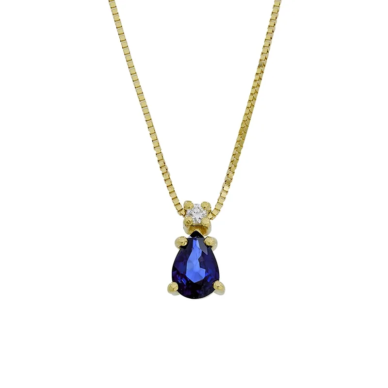 Gargantilla en oro amarillo de 18 Kilates, Uñas+decoración, con zafiro central de 0.50 Ct y decoración en diamante de 0.02 Ct, 42 cm. de largo, 0.50 mm. de ancho