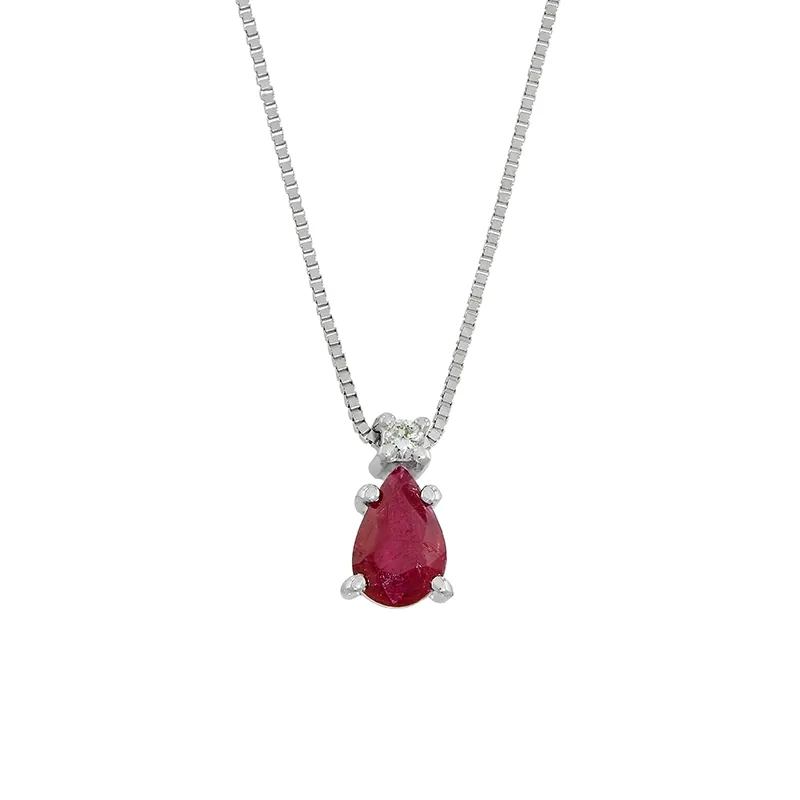 Gargantilla en oro blanco de 18 Kilates, Uñas+decoración, con rubí central de 0.50 Ct y decoración en diamante de 0.02 Ct, 42 cm. de largo, 0.50 mm. de ancho