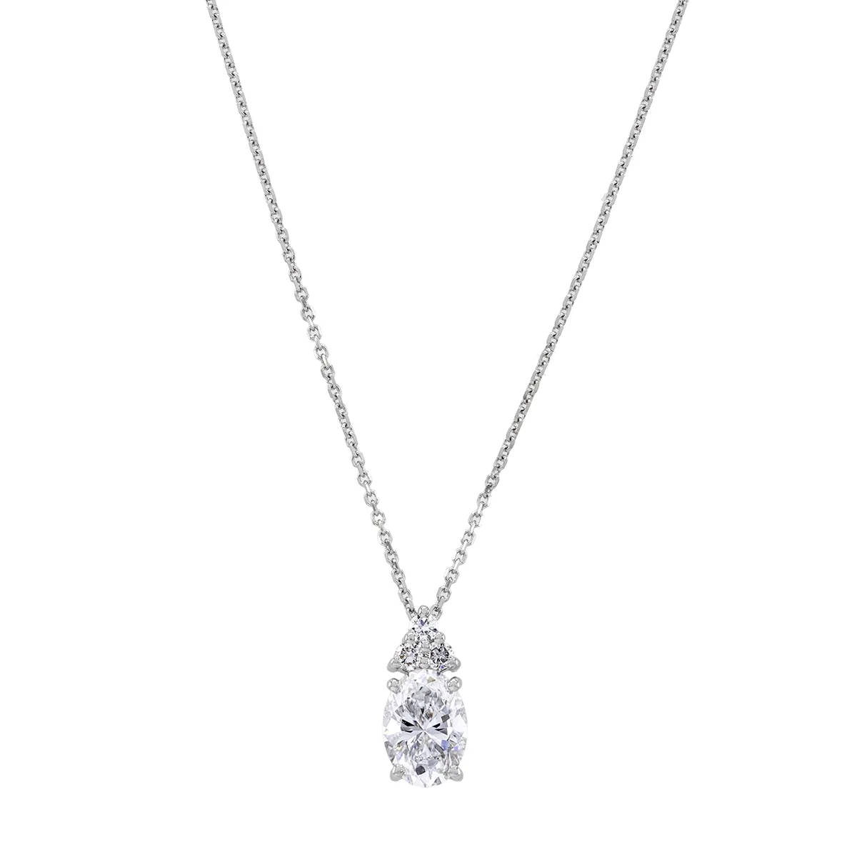 Gargantilla en oro blanco de 18 Kilates, Uñas+decoración, con diamante laboratorio central de 0.69 Ct y decoración en diamante de laboratorio de 0.06 Ct, 42 cm. de largo, 0.50 mm. de ancho