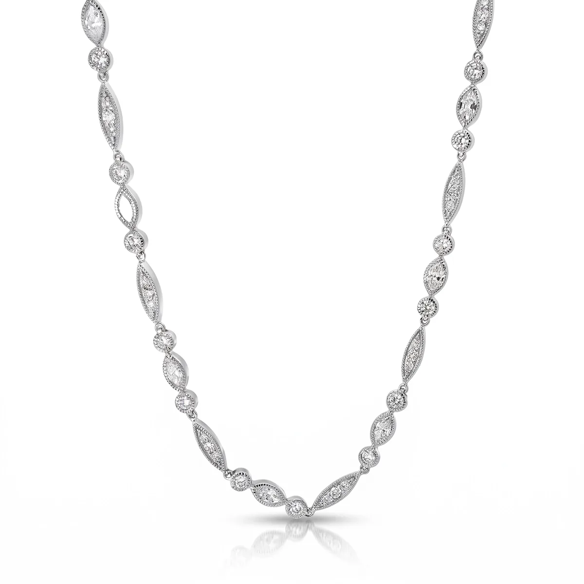Gargantilla en plata Ley 925, Hoja, con diamante de laboratorio de 5.60 Ct, 40 cm. de largo, 3.50 mm. de ancho, de la coleccion Sueños