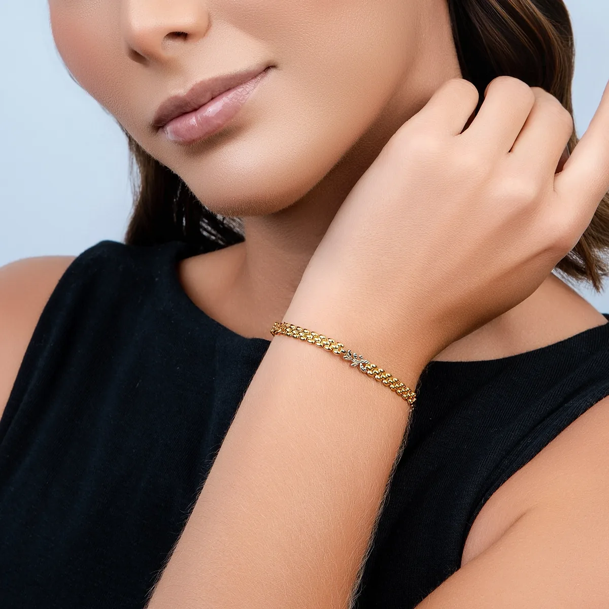 Pulsera en oro amarillo de 18 Kilates, 19 cm. de largo, 4.50 mm. de ancho