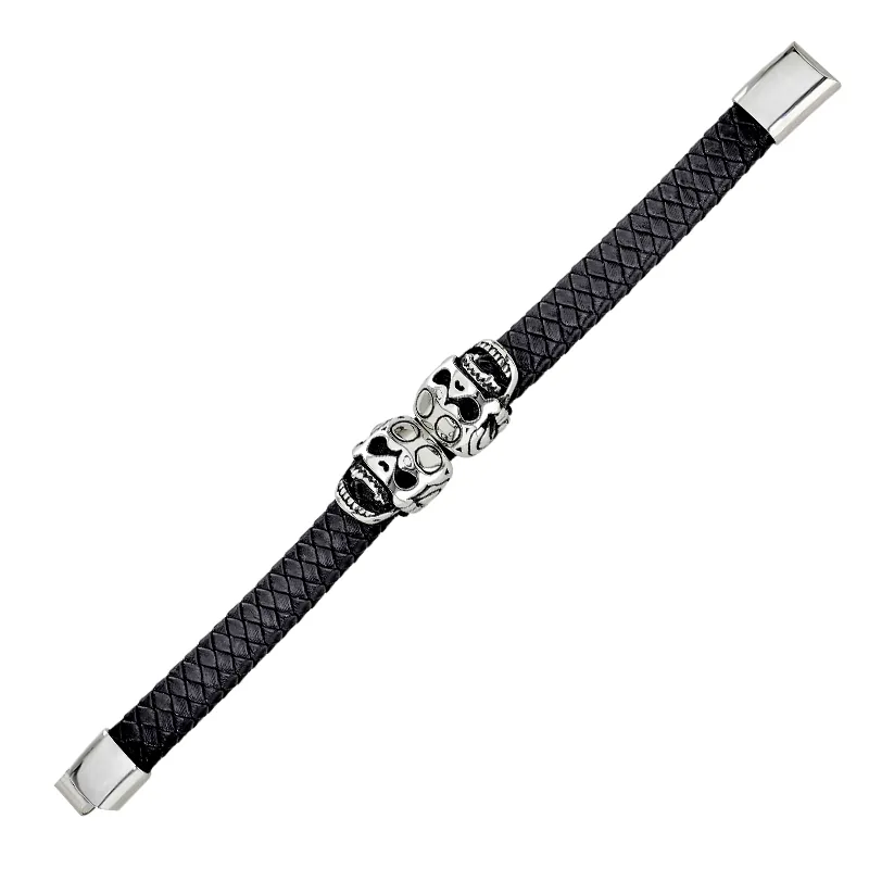 Pulsera de calaveras en cuero cintético y acero, 21 cm. de largo, 12 mm. de ancho - Colección Forza