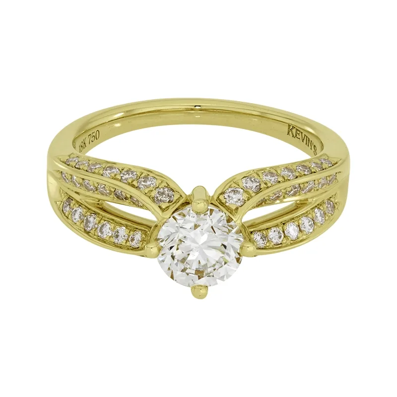 Anillo de compromiso con diamante central redondo GIA de 0.80ct y decoración en diamantes, oro tono amarillo 18k