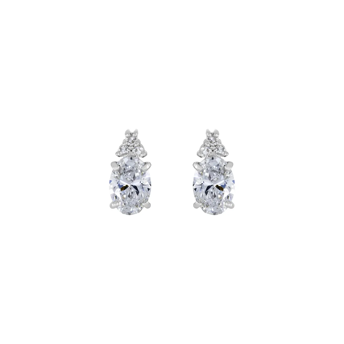 Topos en oro blanco de 18 Kilates, Uñas+decoración, con 2 diamante de laboratorio centrales de 1.40 Ct y decoración en diamante de laboratorio de 0.09 Ct