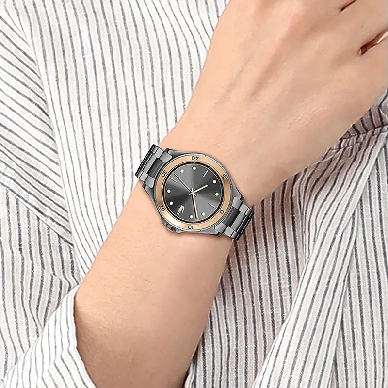 Reloj Lacoste analogo, para Dama, tablero redondo color gris, estilo index + puntos, pulso acero color plateado