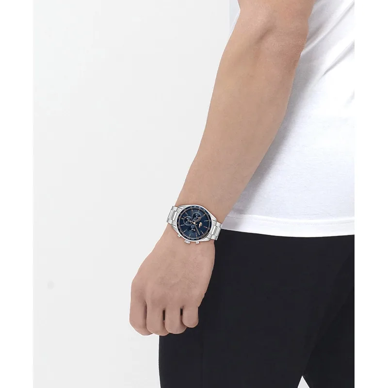 Reloj Lacoste analogo, para Hombre, tablero redondo colores azul y rosa, estilo index, pulso acero color plateado, cronografo