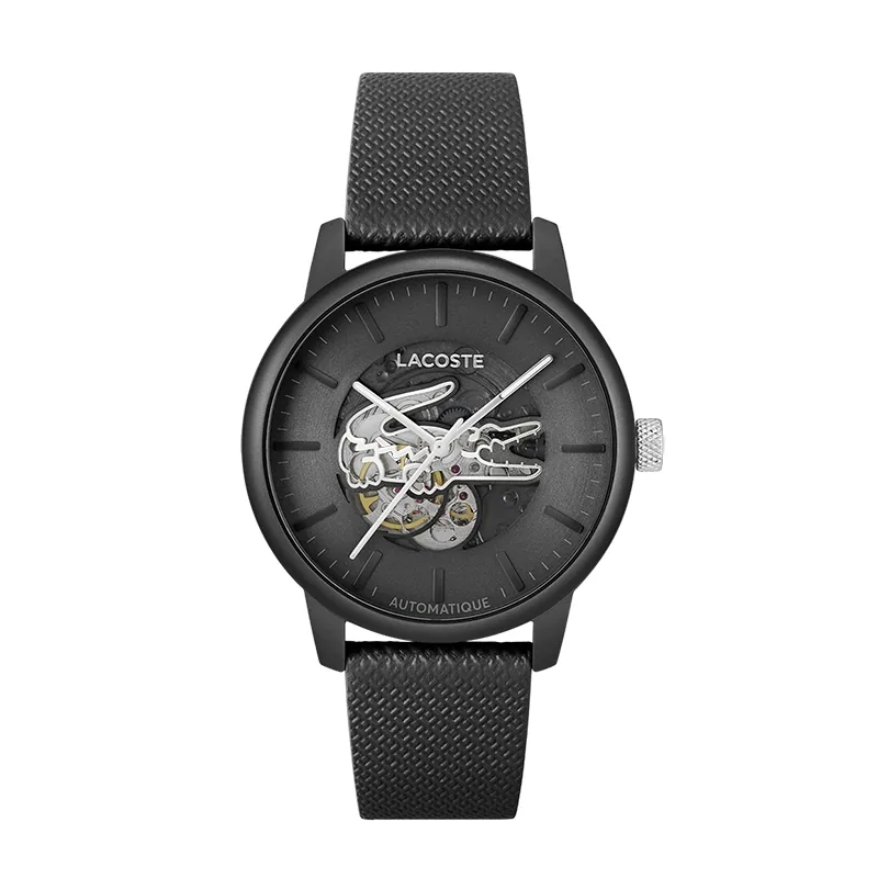 Reloj Lacoste analogo, para Hombre, tablero redondo colores negro y plateado, estilo index, pulso cuero color negro