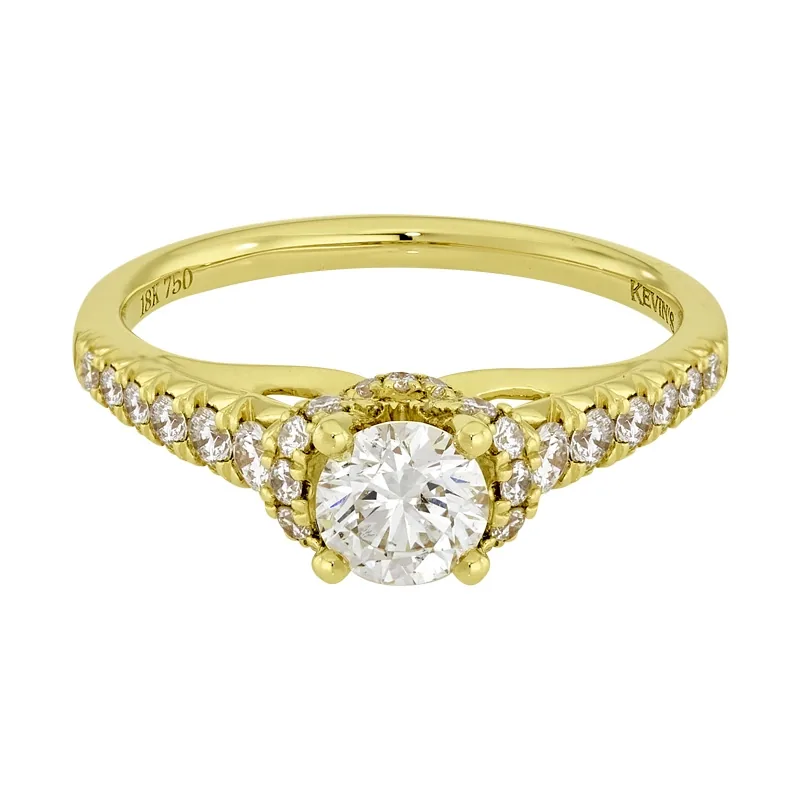 Anillo de compromiso con diamante central redondo GIA de 0.50ct y decoración en diamantes, oro tono amarillo 18k