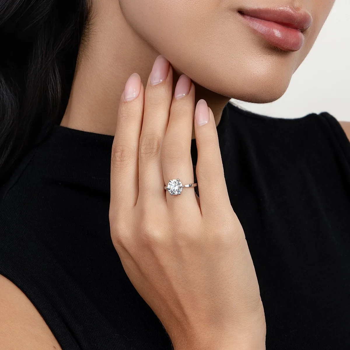 Anillo de compromiso solitario con diamante de laboratorio central redondo de 2.00Ct, oro tono blanco 18k, rodinado