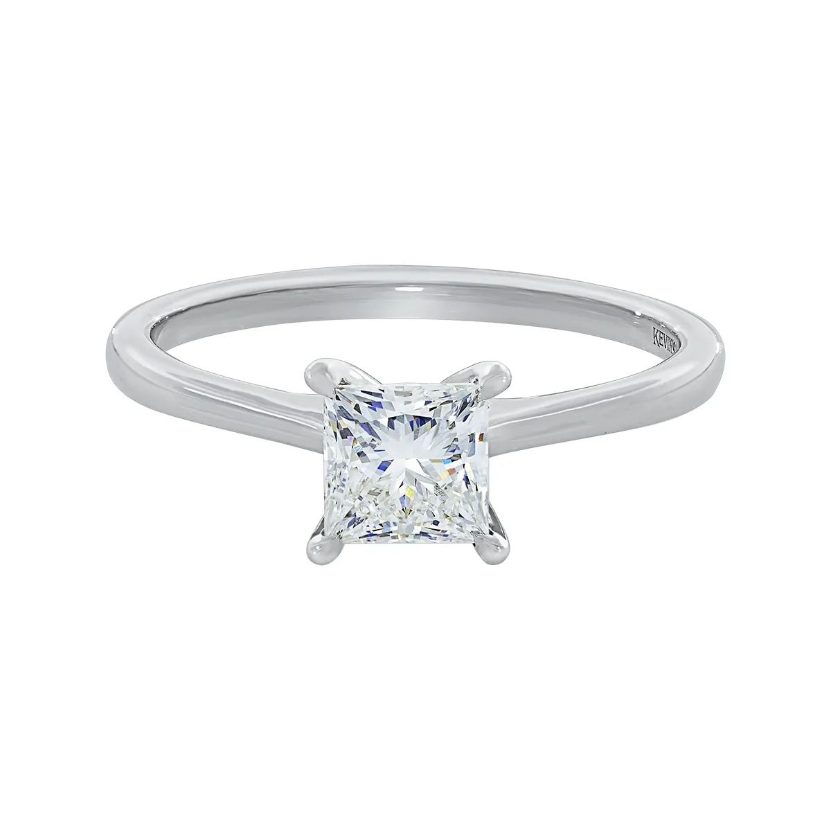 Anillo de compromiso solitario uñas, con diamante de laboratorio central princess IGI de 1.00ct, oro tono blanco 18k, rodinado