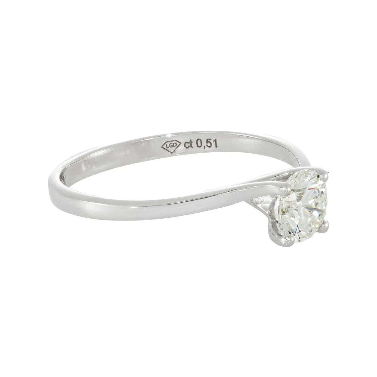 Anillo en oro blanco de 18 Kilates, con diamante laboratorio central de 0.50 Ct