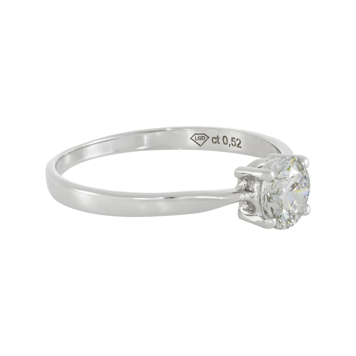 Anillo en oro blanco de 18 Kilates, con diamante laboratorio central de 0.50 Ct