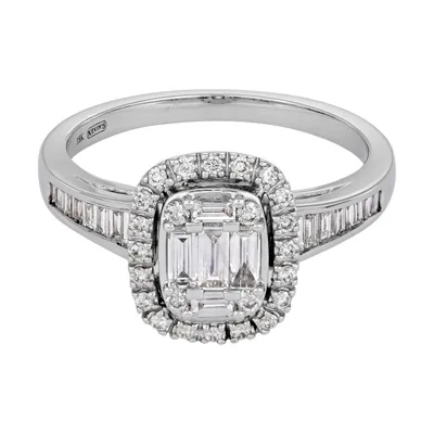 Anillo de compromiso halo rectangular, con diamantes con un peso total de 0.66ct, oro tono blanco 18k, rodinado, liso