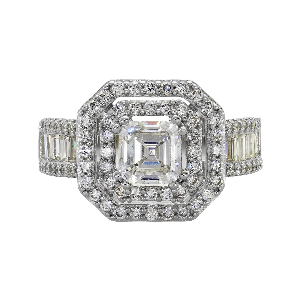 Anillo de compromiso halo doble, con diamante de laboratorio central princess de 1.00Ct y decoración en diamantes de laboratorio, en plata ley 925, rodinado - Colección Sueños